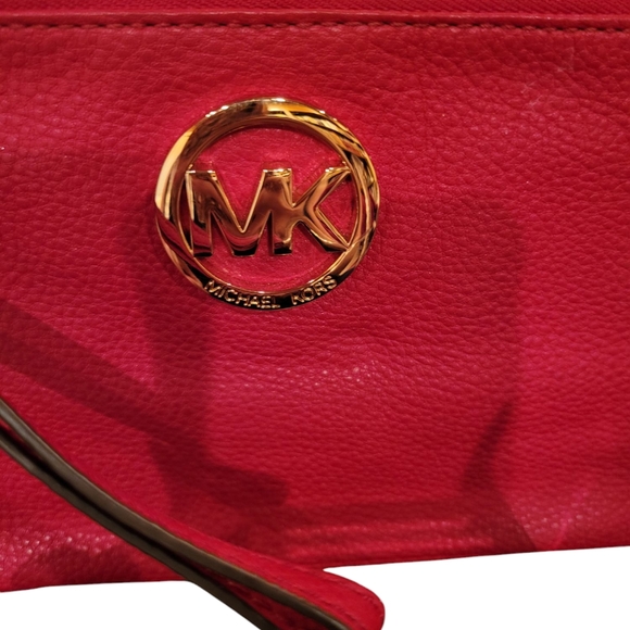 Preloved Michael Kors Genuine Leather Red Flame Large Zippered Clutch Wristlet - Picture 2 of 5
